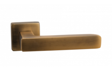 DOOR HANDLE AL32