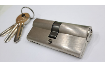 اسطوانة مع مفتاح SPT-C01S